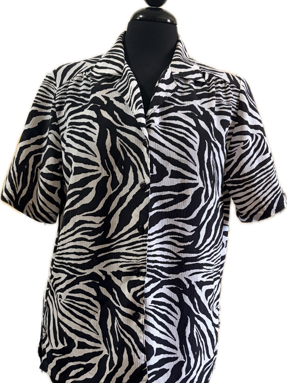 Vintage Donkenny Classic Black & White Zebra Print Short Sleeve Blouse